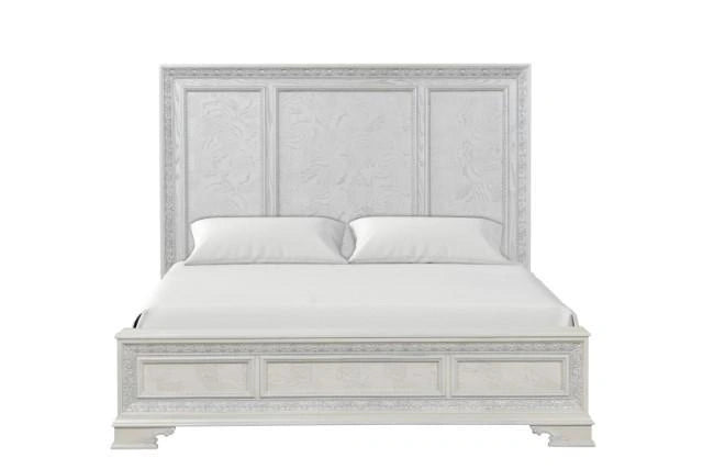 Stella Mia 4 Pc 5 Pc Queen Bedroom Set White