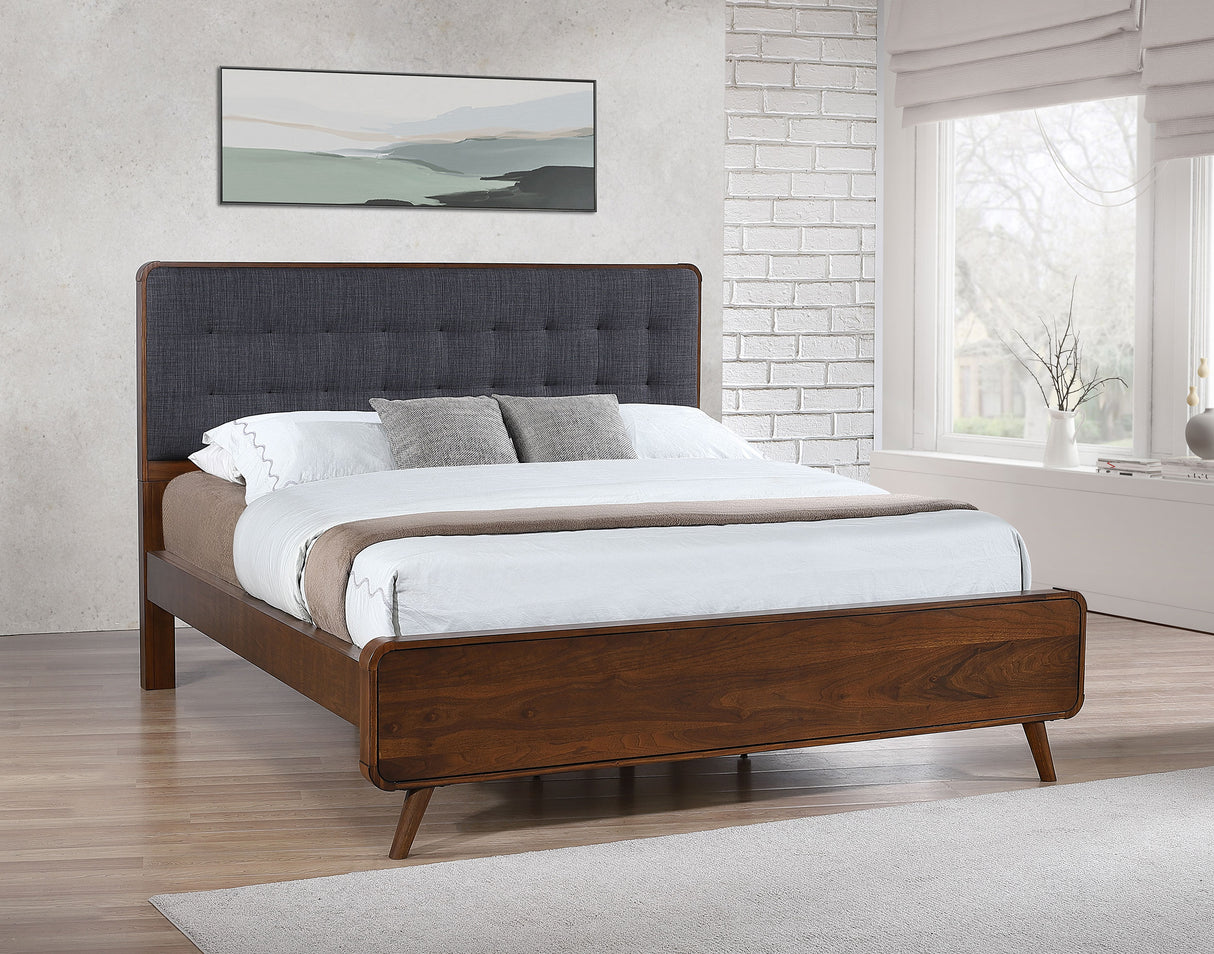 Robyn Panel Platform Bed - Furniture World