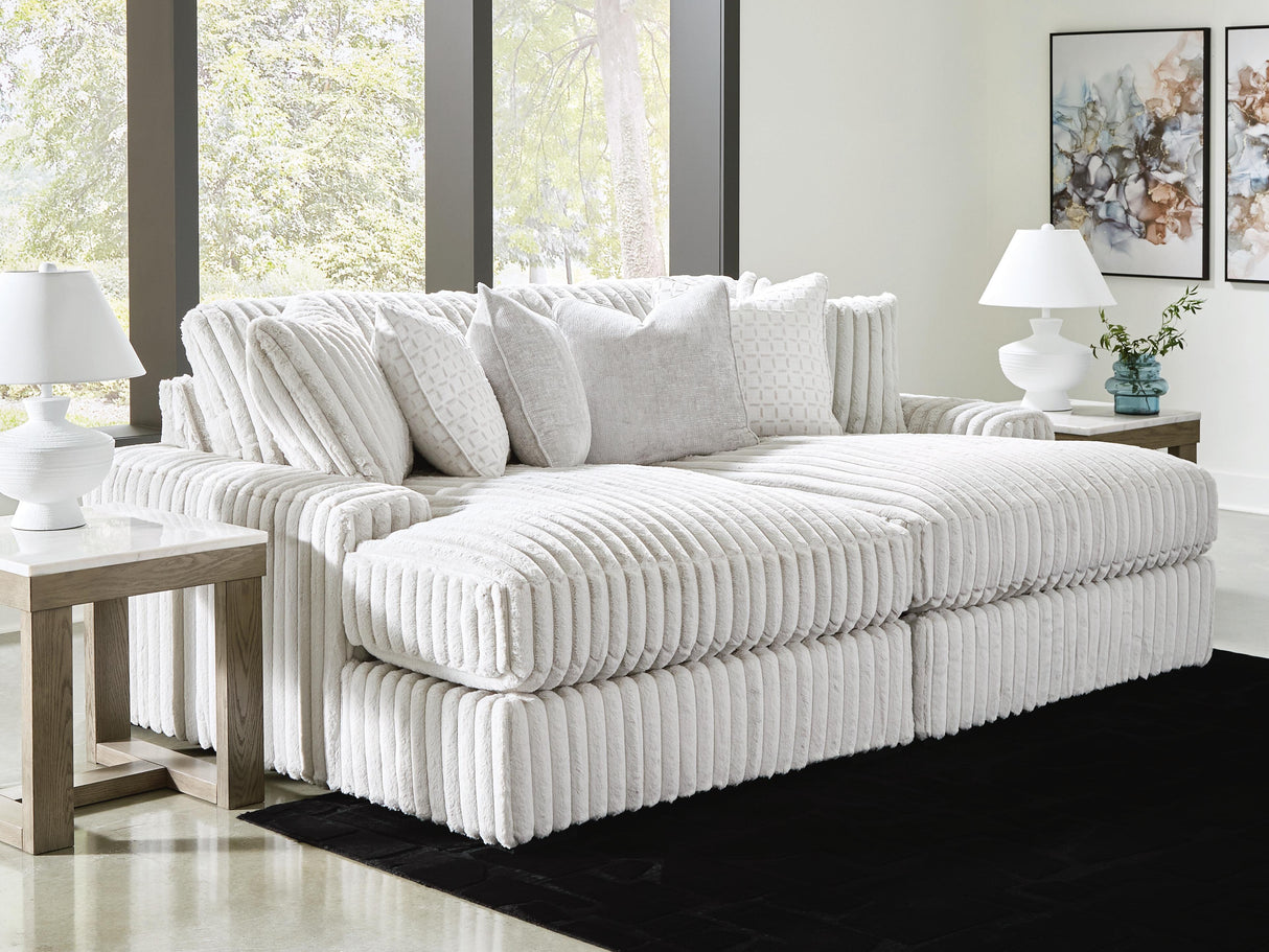 Stupendous Super Chaise
