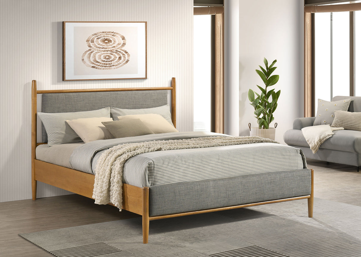 Mason Panel Platform Bed - Furniture World