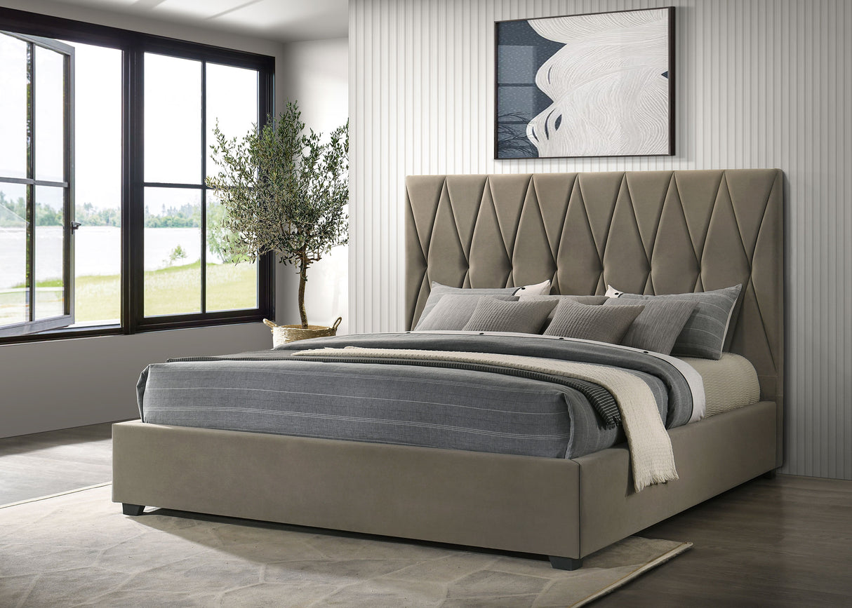 Delsea Panel Platform Bed - Furniture World