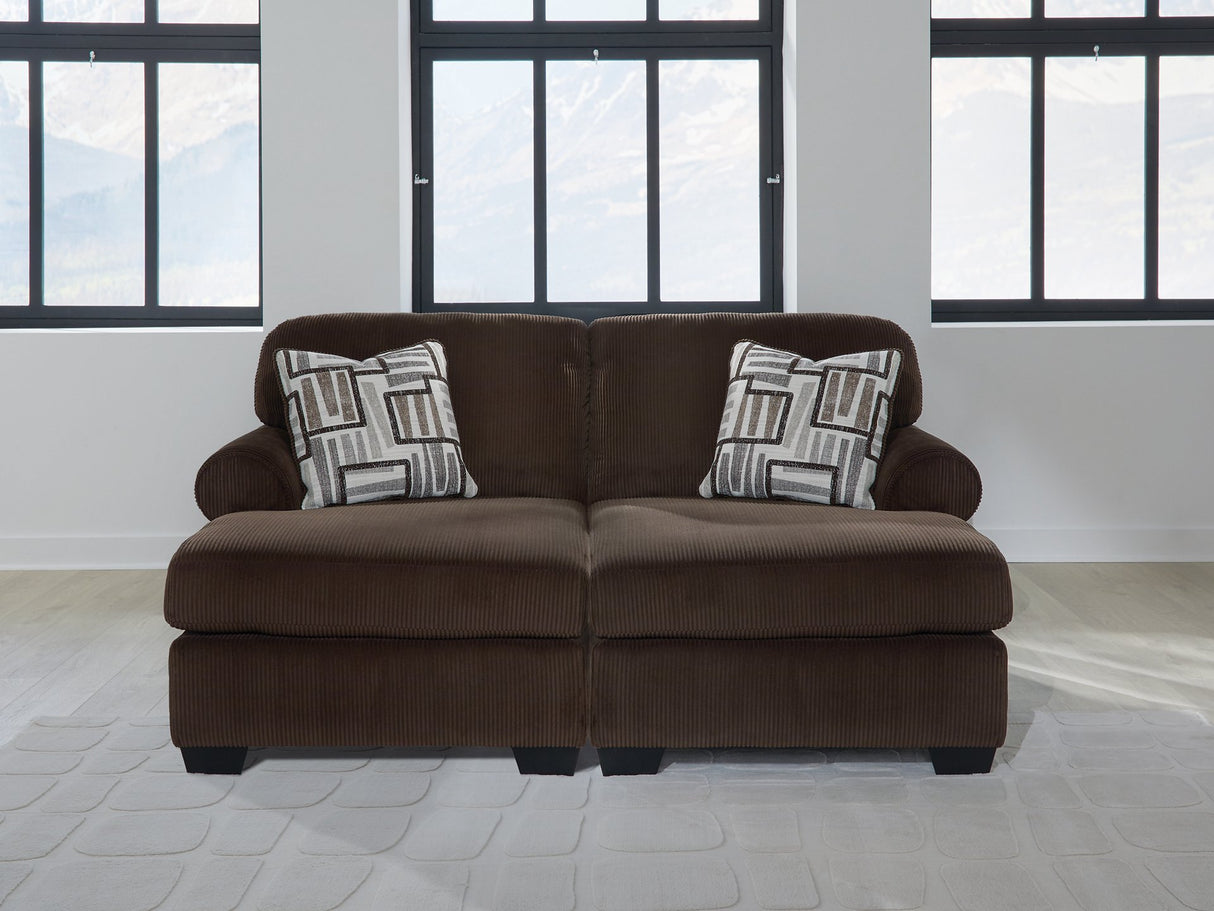 Kimlee Super Chaise - Furniture World