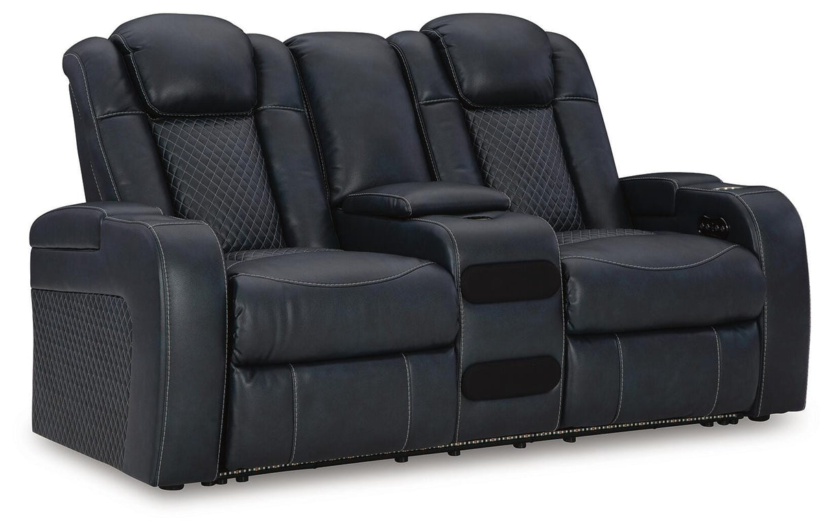 Fyne-Dyme Living Room Set