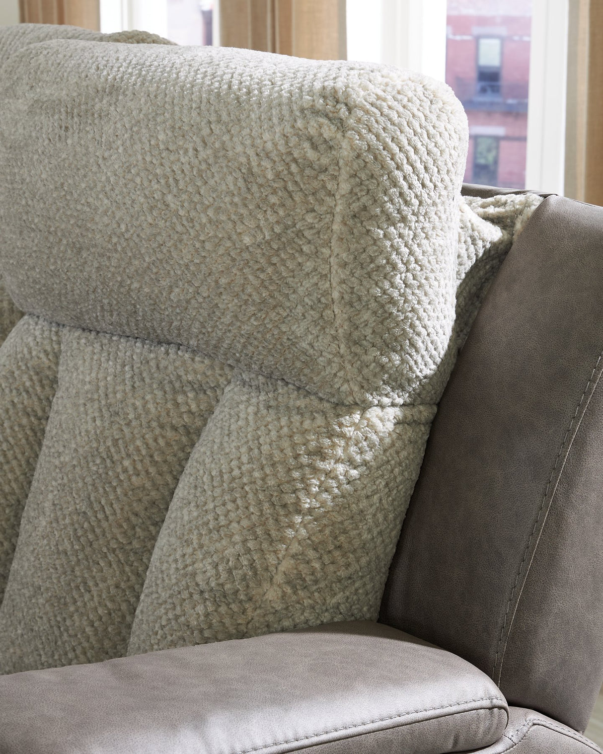 WhipLash Living Room Set - Furniture World