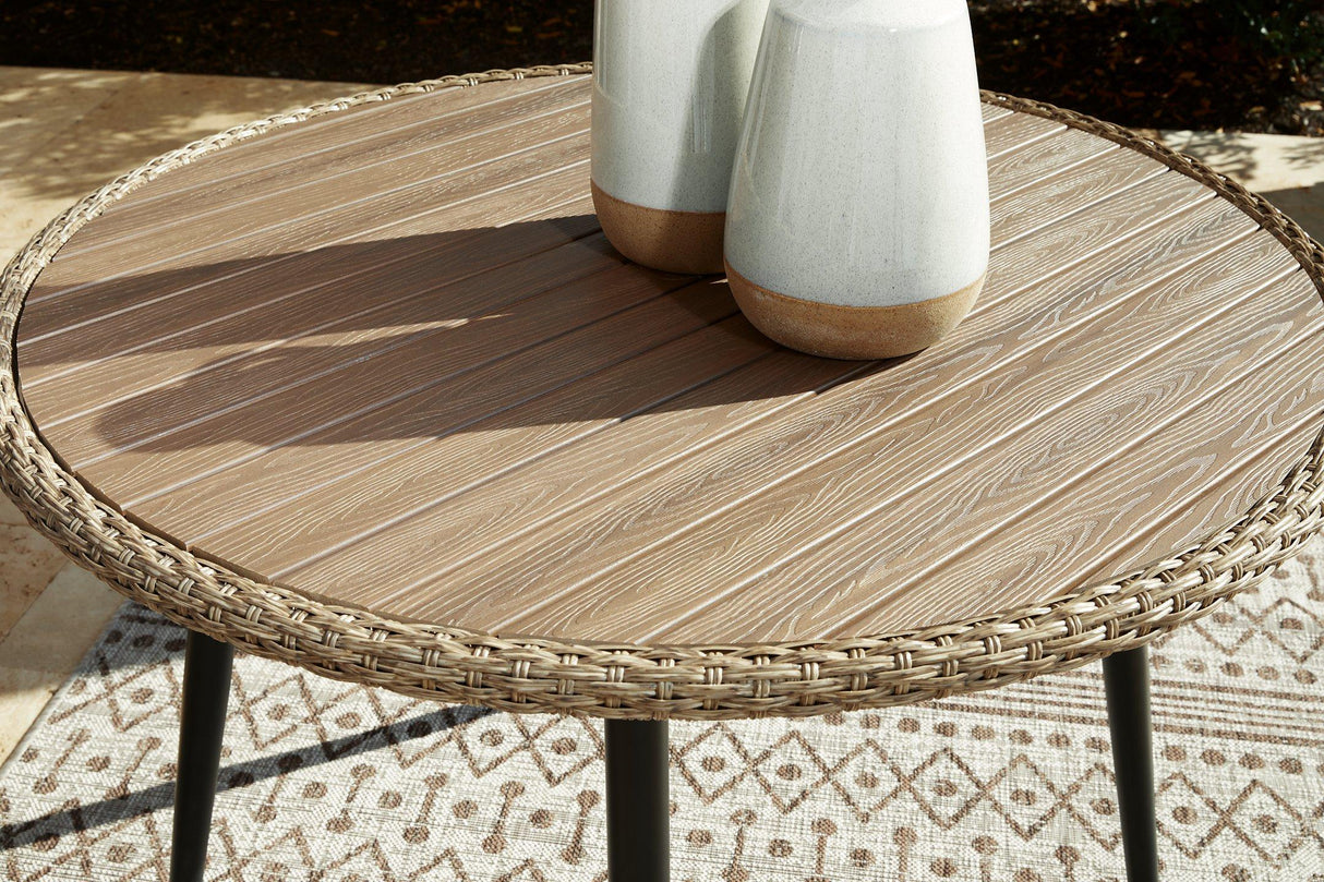 Amaris Outdoor Dining Set - Furniture World