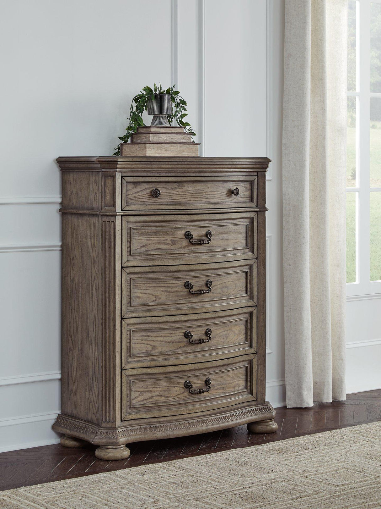 Ardenfield Chest of Drawers - Furniture World