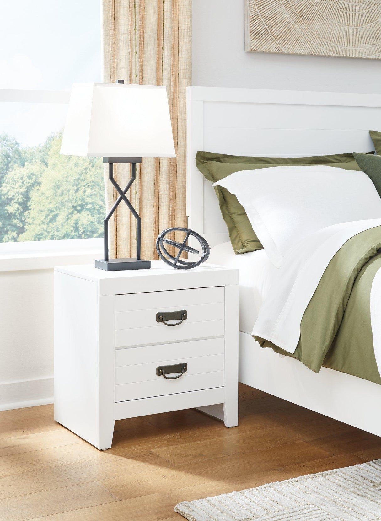 Binterglen Bedroom Package - Furniture World