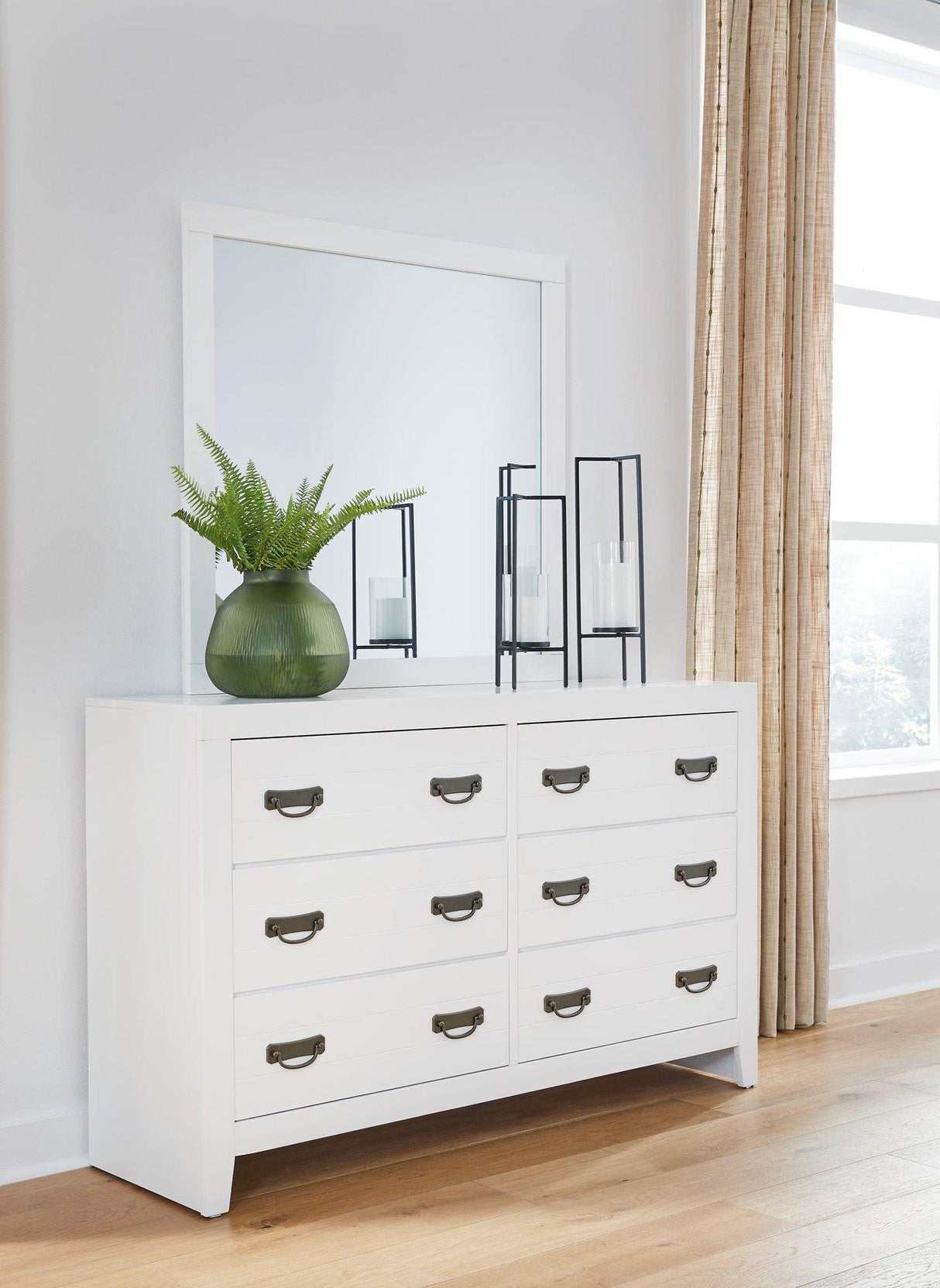 Binterglen Bedroom Package - Furniture World
