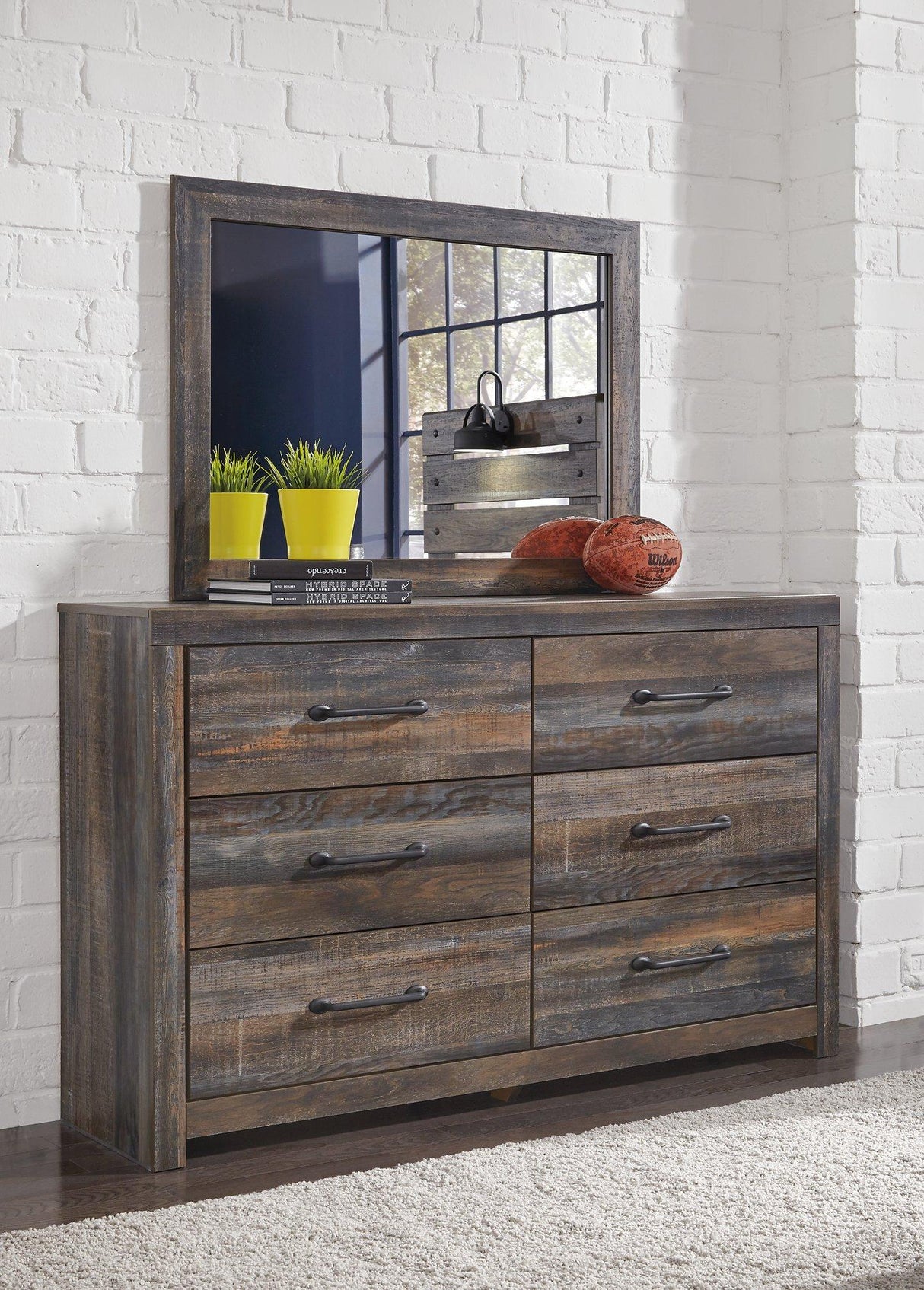Drystan Dresser - Furniture World