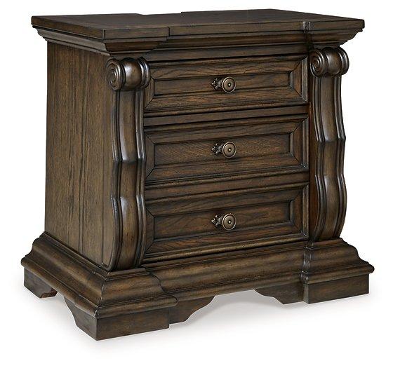 Maylee Bedroom Set - Furniture World