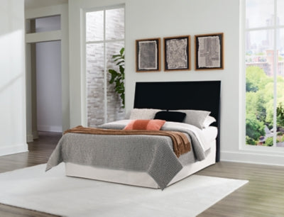 Danziar Bed - Furniture World