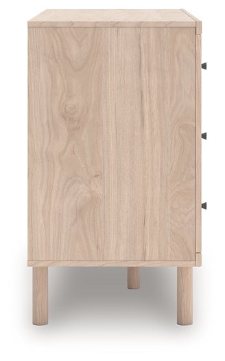 Arloster Dresser - Furniture World