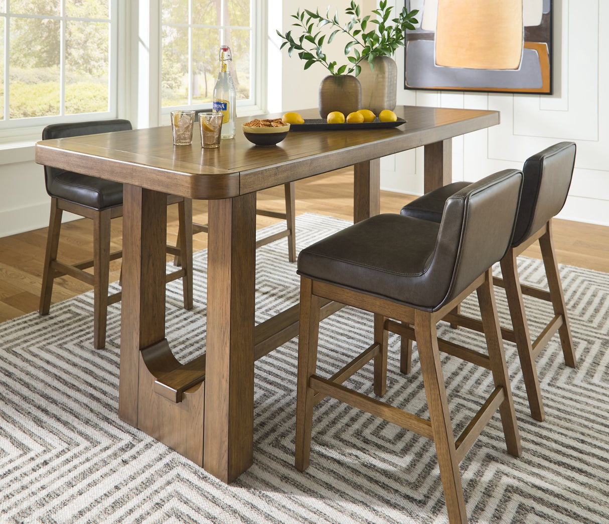 Cabalynn Dining Room Set - Furniture World