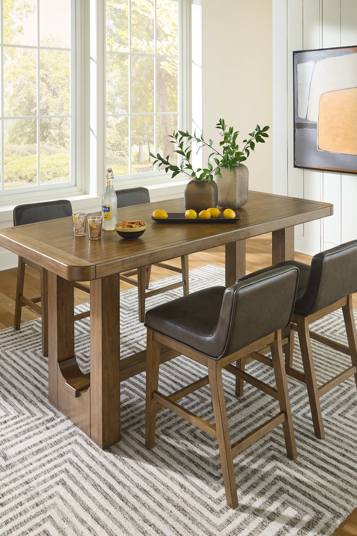 Cabalynn Dining Room Set - Furniture World