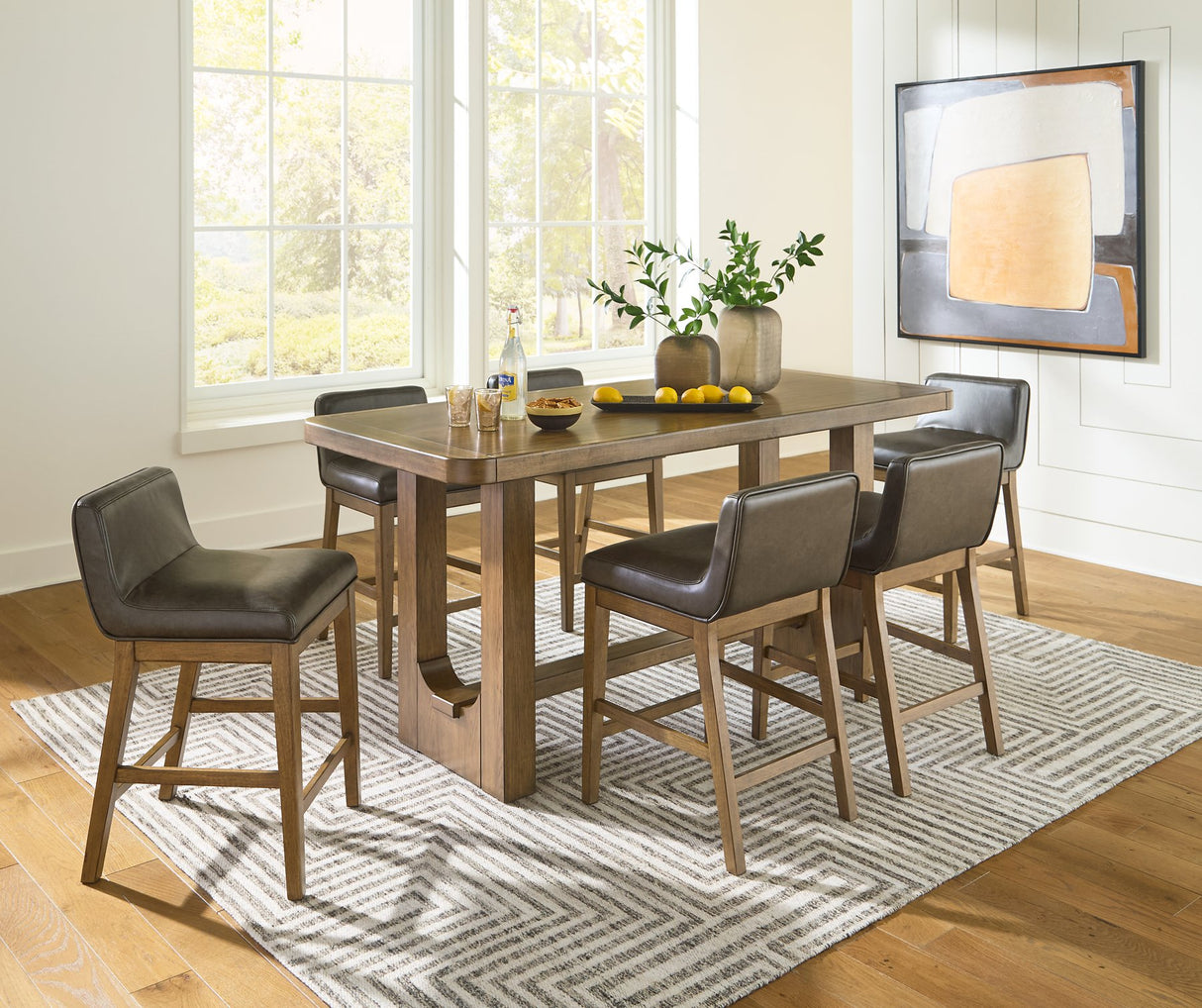 Cabalynn Dining Room Set - Furniture World