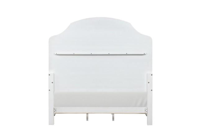 Whitehaven Queen Bedroom Set - Furniture World