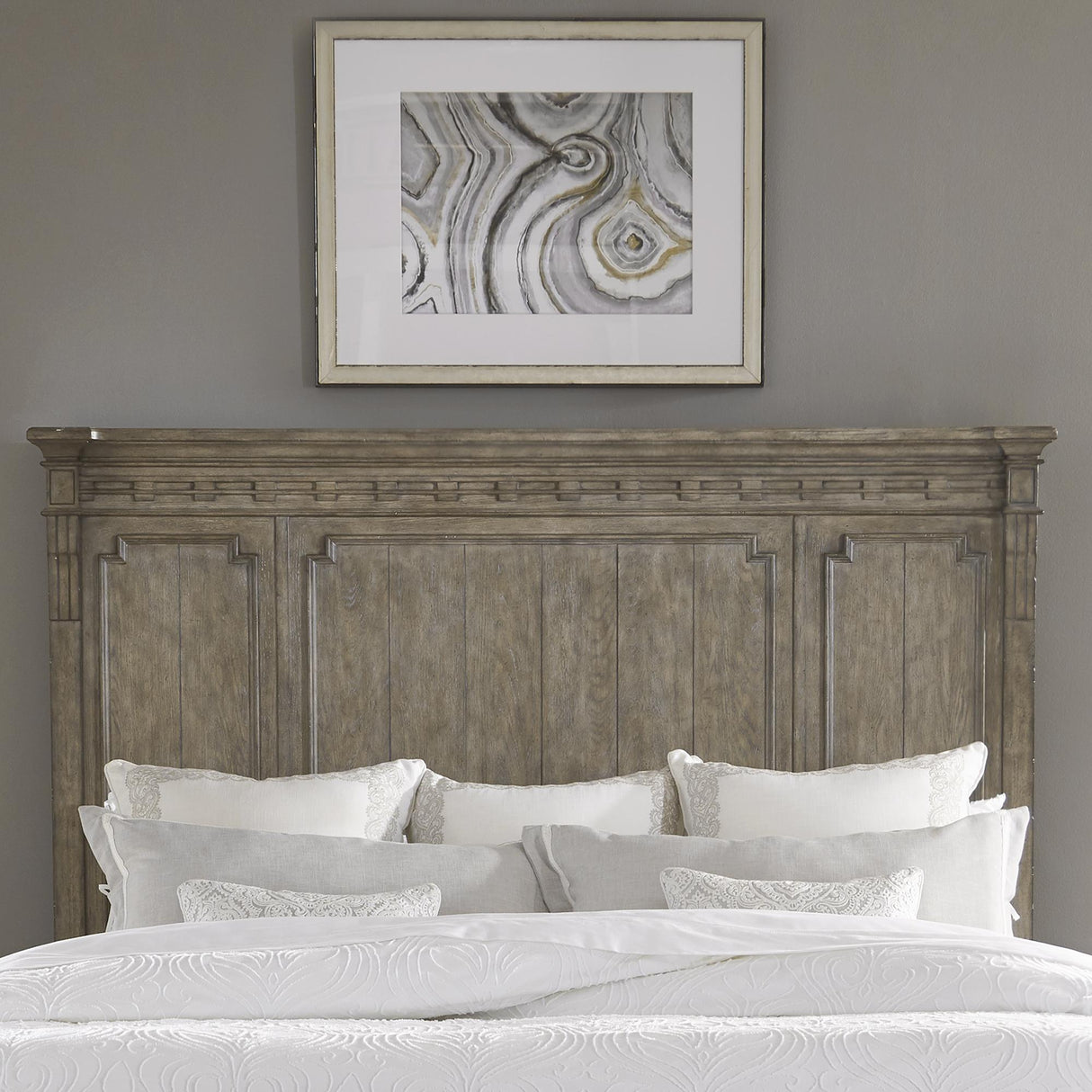 Town & Country Queen Panel Bed - Furniture World