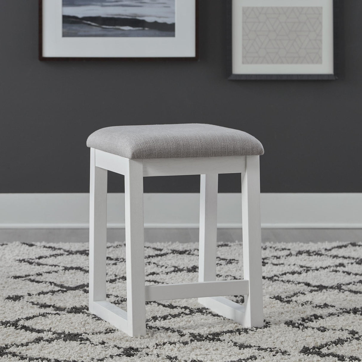 Palmetto Heights Uph Console Stool - Furniture World