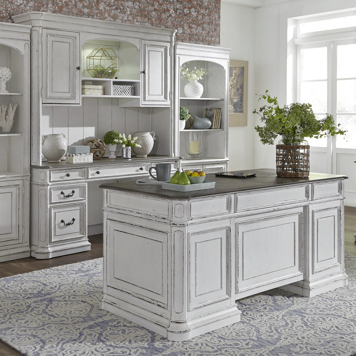 Magnolia Manor Complete 5 Piece Desk - Furniture World