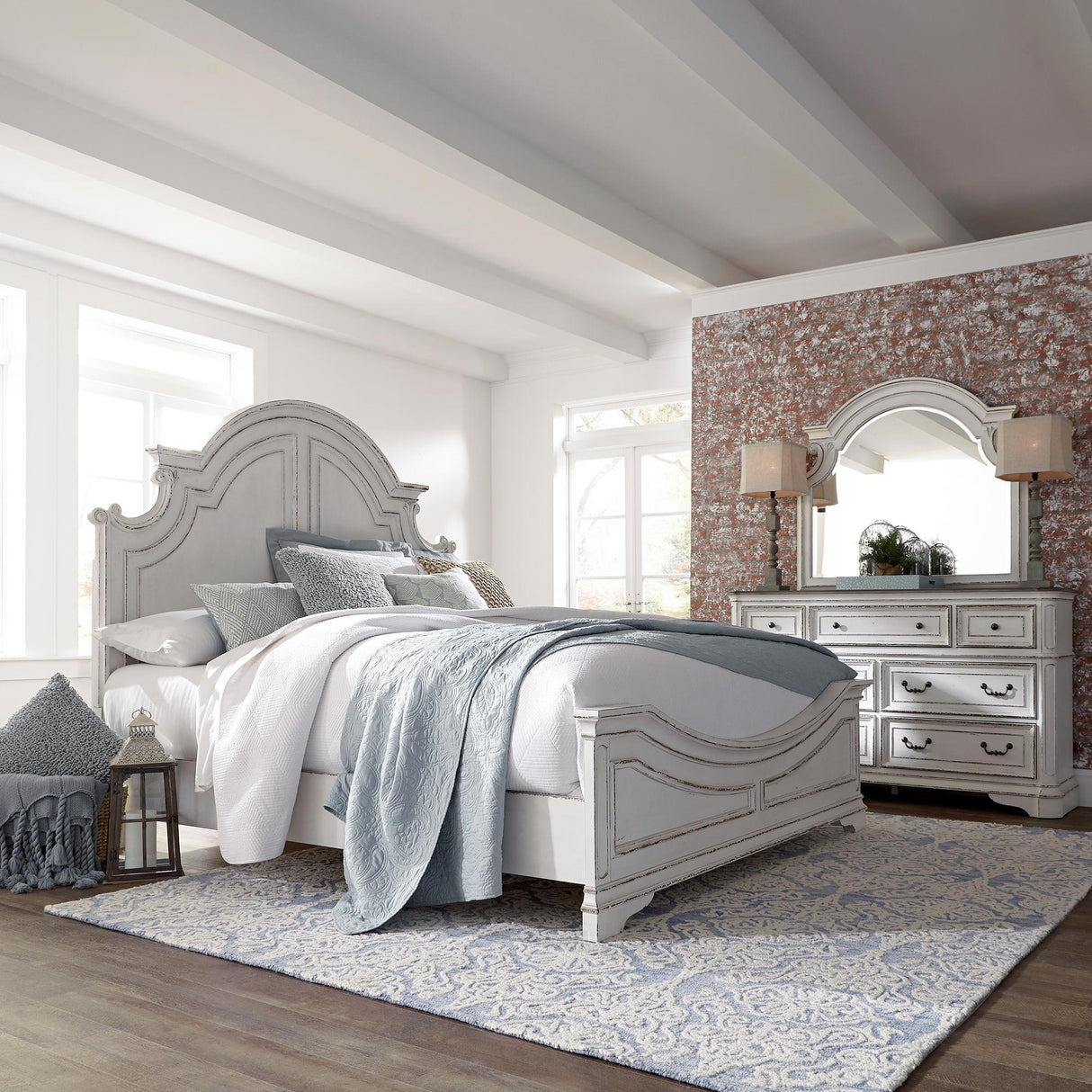 Magnolia Manor King California Panel Bed, Dresser & Mirror - Furniture World