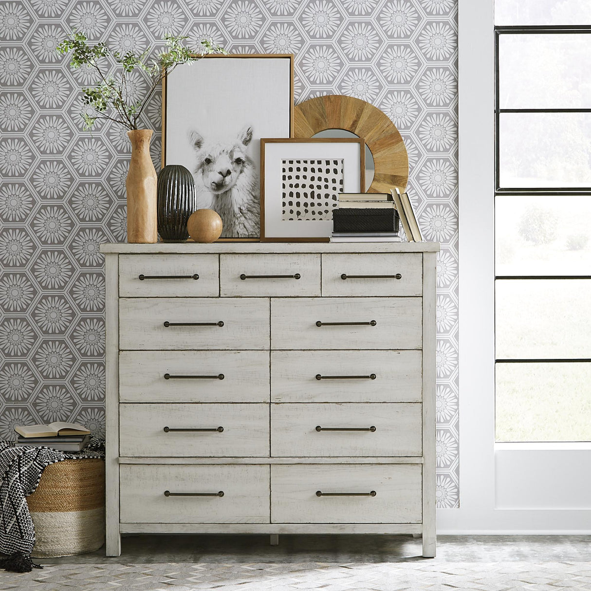 Modern Farmhouse 11 Drawer Chesser - Furniture World