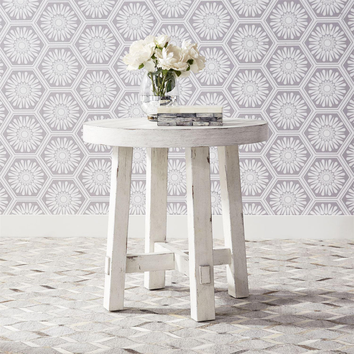 Liberty Modern Farmhouse Splay Leg Round End Table in Flea Market White - Furniture World