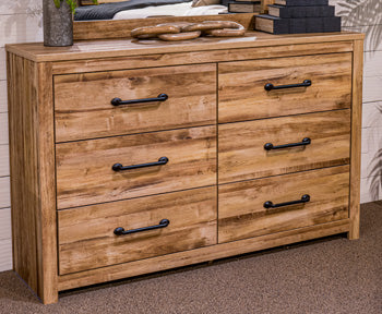 Maystonna Dresser and Mirror - Furniture World