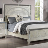 VALLETTA E.King & Queen Bed