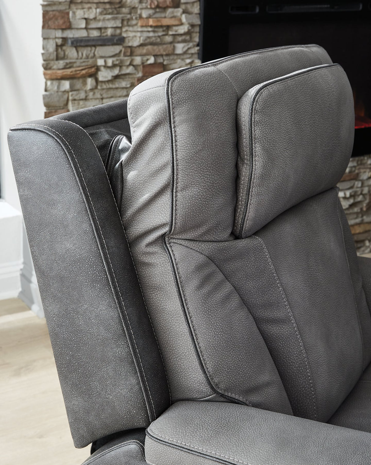 4Z-Peaceful Pause Power Lift Recliner - Furniture World