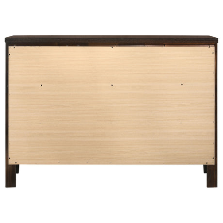 Carlton Dresser - Furniture World