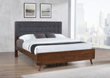 Robyn Panel Platform Bed - Furniture World