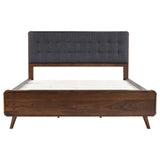 Robyn Panel Platform Bed - Furniture World