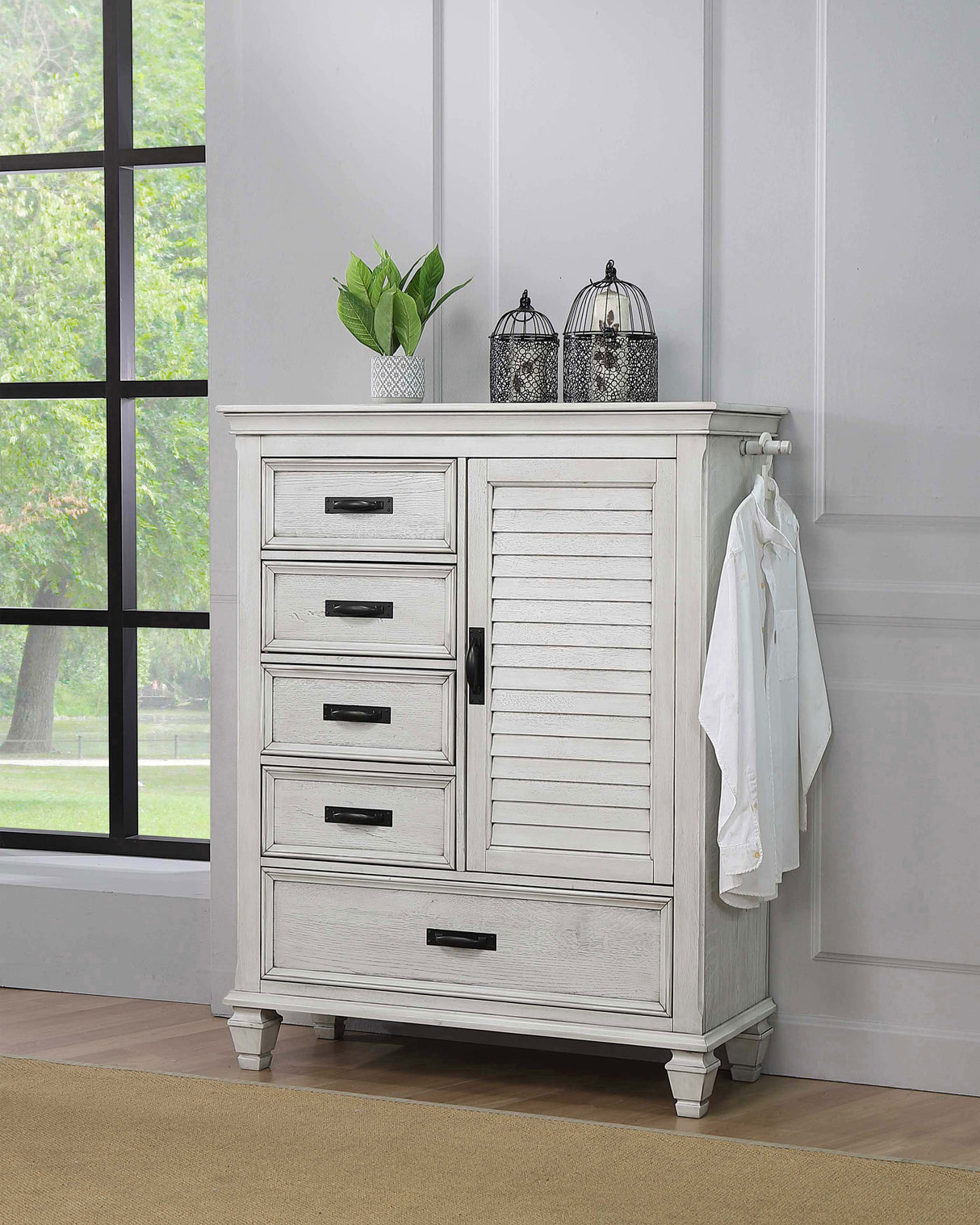 Franco Door Chest - Furniture World
