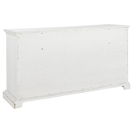 McKinney Bedroom Set - Furniture World