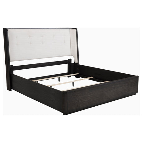 Leandro Bedroom Set - Furniture World