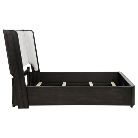 Leandro Wingback Bed - Furniture World