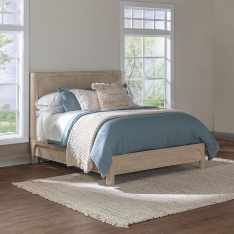 Solano Panel Platform Bed - Furniture World