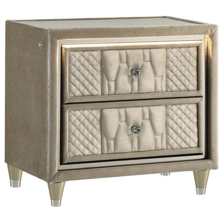 Lorient Bedroom Set - Furniture World