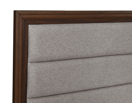 Welsley Bedroom Set - Furniture World