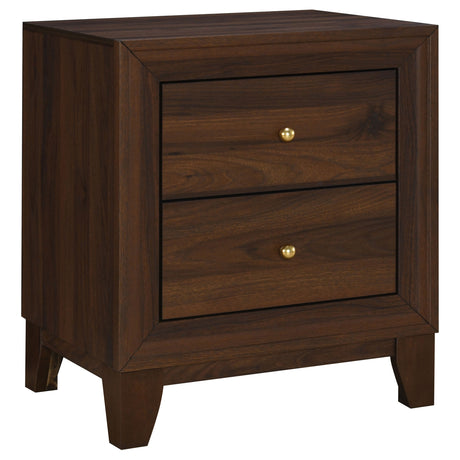 Welsley Bedroom Set - Furniture World
