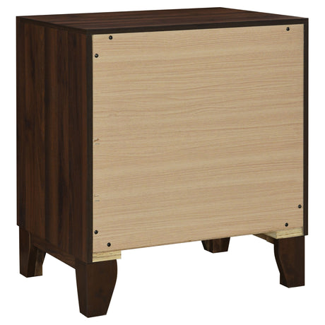 Welsley Bedroom Set - Furniture World