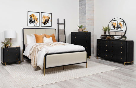 Arini Panel Bed - Furniture World