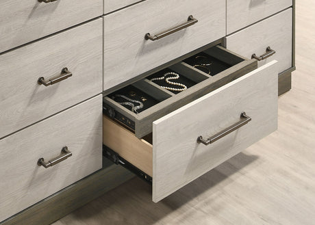Fenwick Bedroom Set - Furniture World