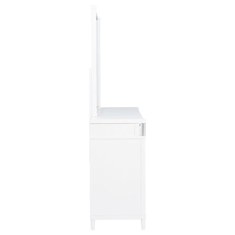 Gracemont Dresser with Mirror - Furniture World