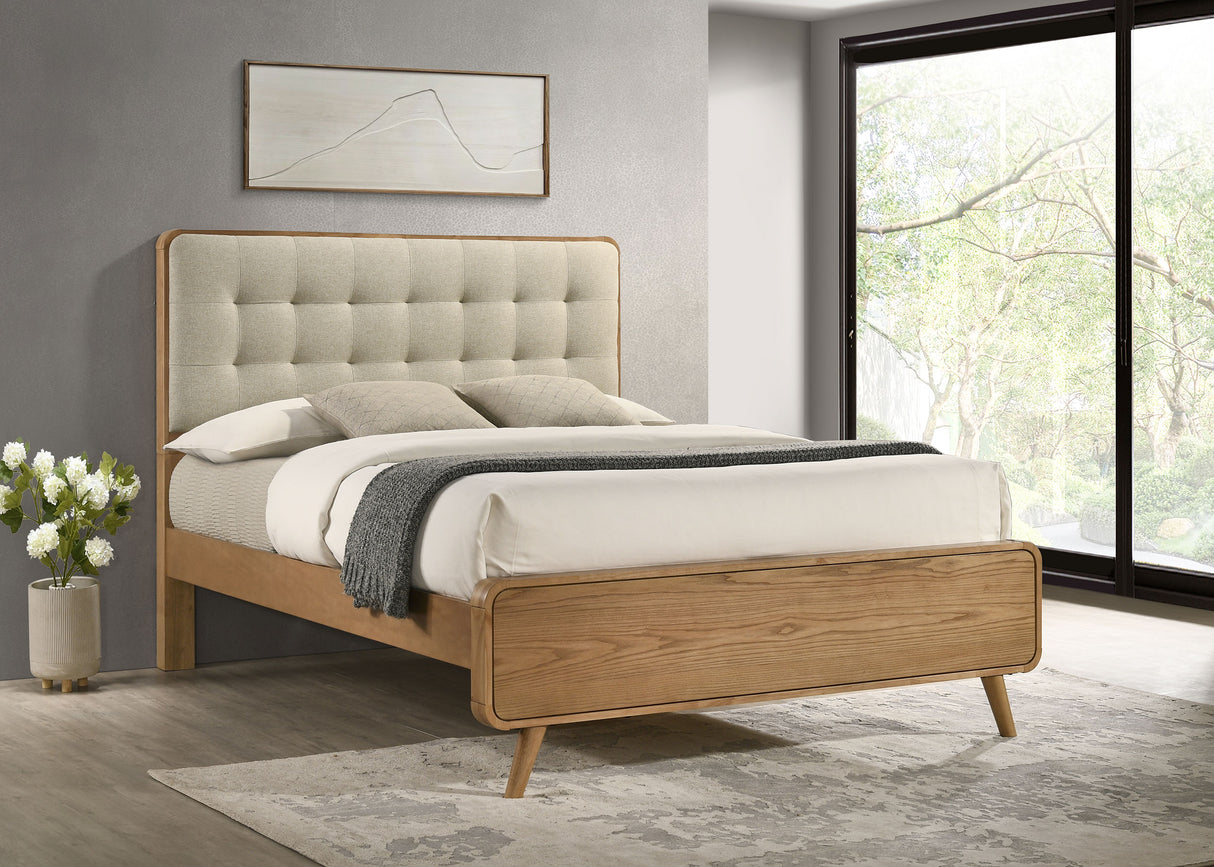 Robyn Panel Platform Bed - Furniture World