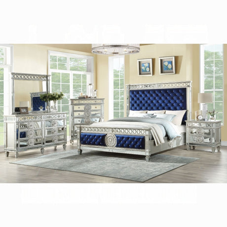 Varian Queen Bed - Furniture World