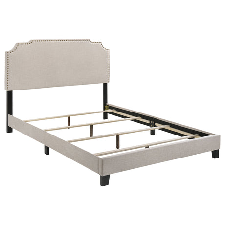 Tamarac Panel Bed - Furniture World