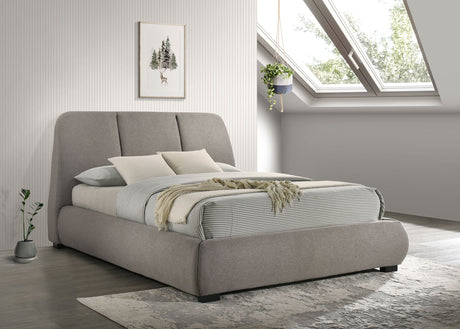 Mokena Panel Platform Bed - Furniture World