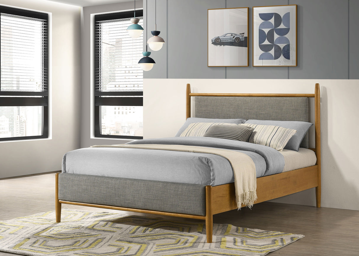 Mason Panel Platform Bed - Furniture World