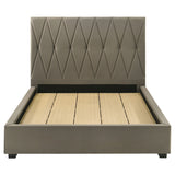 Delsea Panel Platform Bed - Furniture World